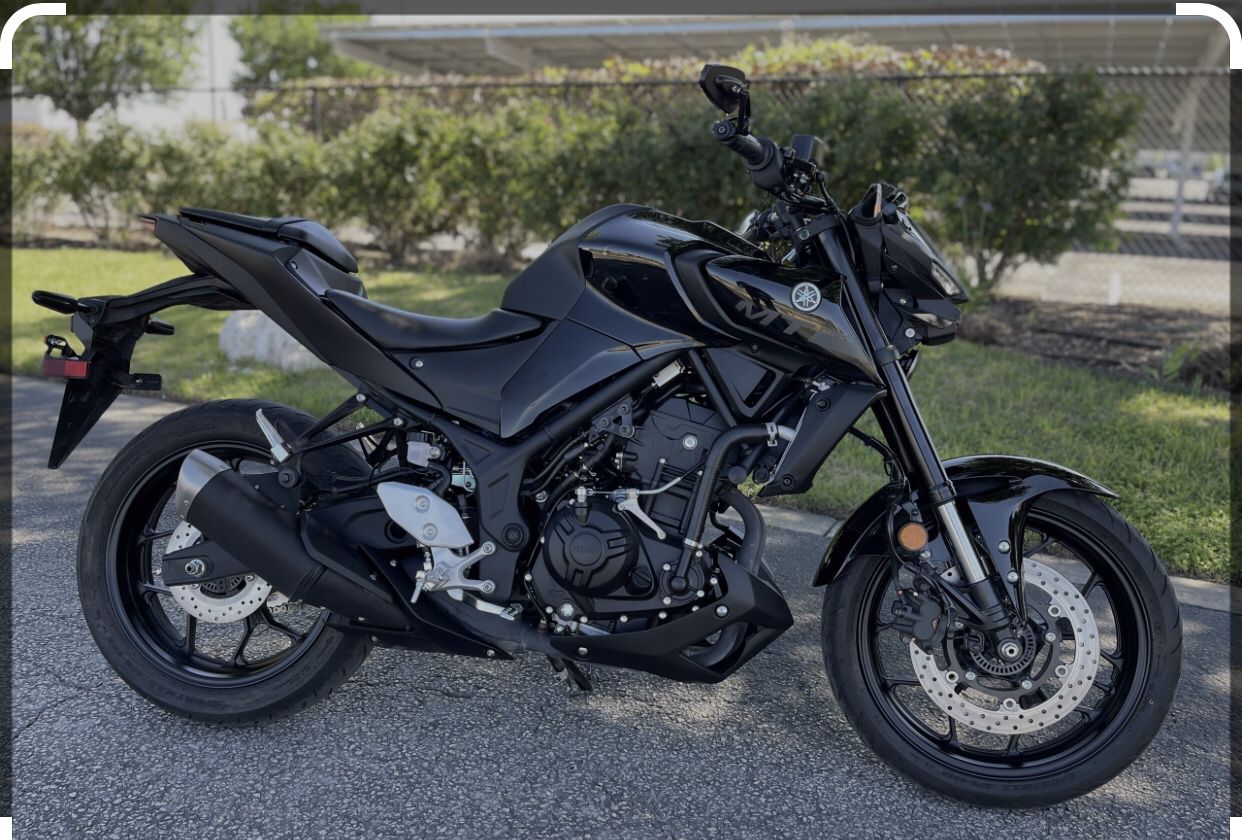 MT03 Yamaha motorcycle 2020