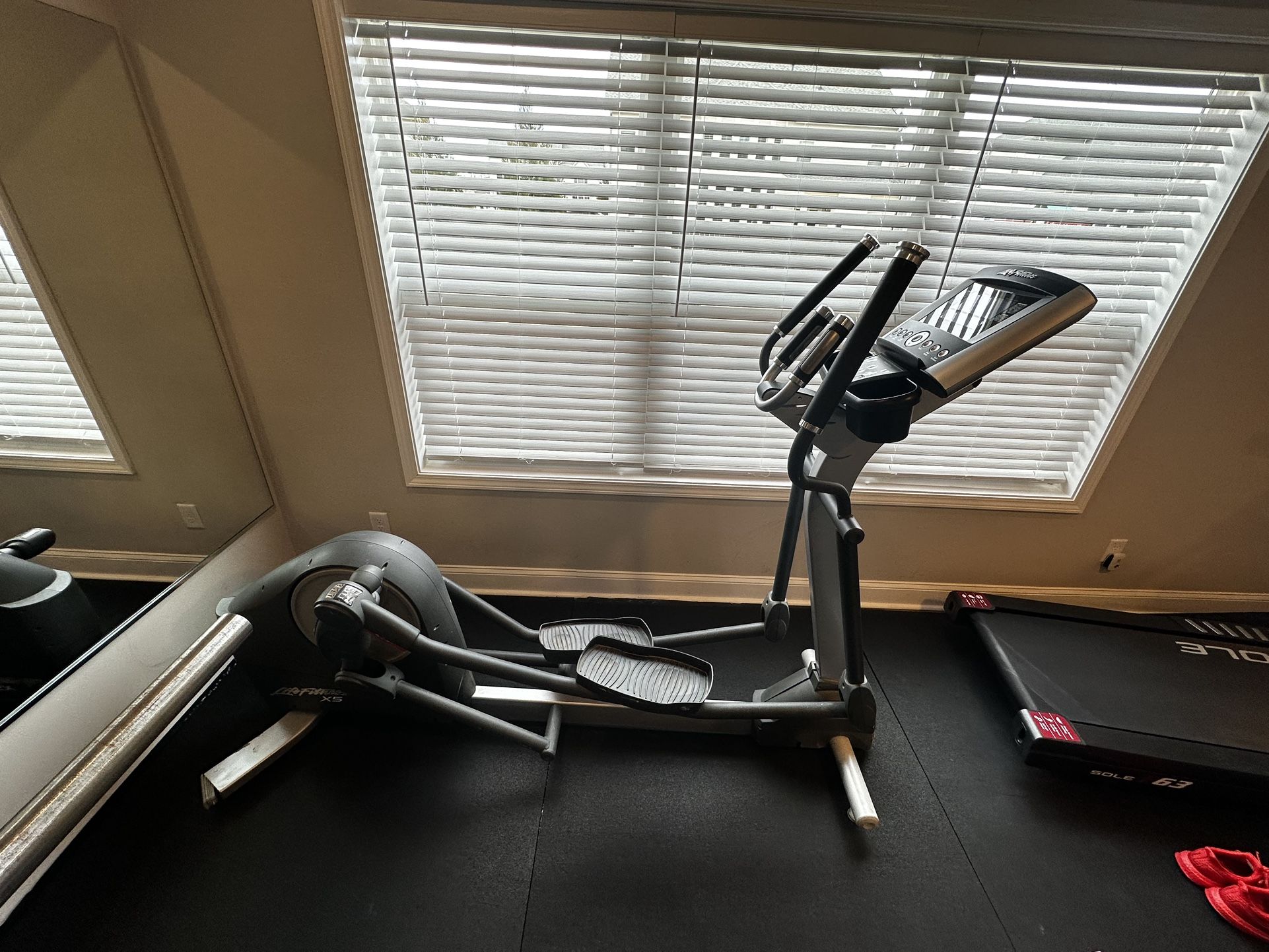 Life fitness X5 Eliptical
