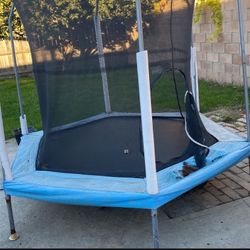 Trampoline 