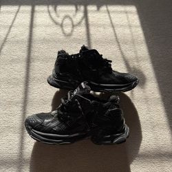 Balenciaga Runner