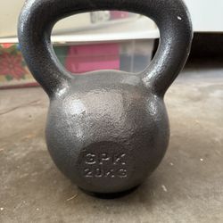 Cast Iron GPK 20kg Kettlebell 