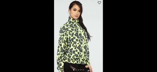 Windbreaker size M