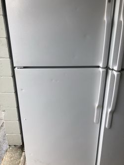 Scratch and dent refrigerators