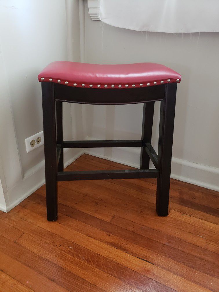 Red Accent Stool/chair