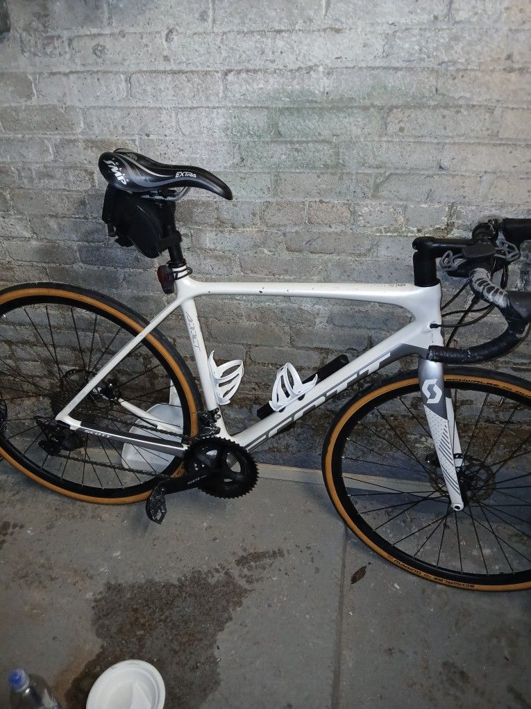 2024 Scott Addict 25 Disc