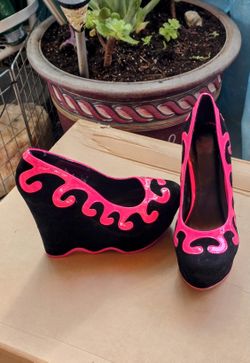 Sexy Wavy Payful Platform Heels