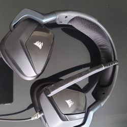 Gaming Headset - Corsair RGB