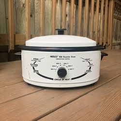 Vintage Nesco 6 Quart Roaster Oven - Excellent Working Condition 