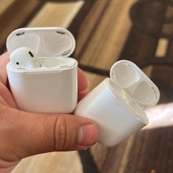 Second Generation Airpods Case 