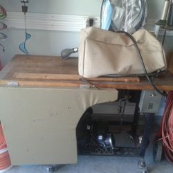 Upholstery and Convertible Top Sewing Machine And Table