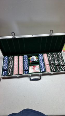 Poker Chips with Case
