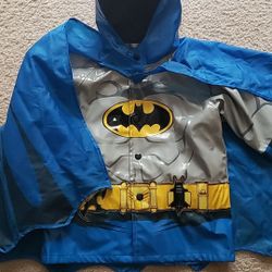 Boys Size 4 - 5 Batman Raincoat Rain Jacket Coat with Detachable Cape