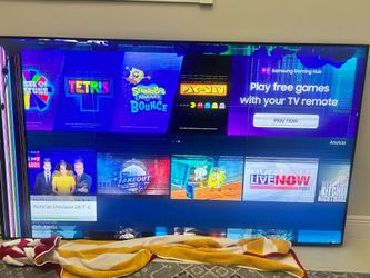 **BROKEN** 82 in. Q60T Samsung TV
