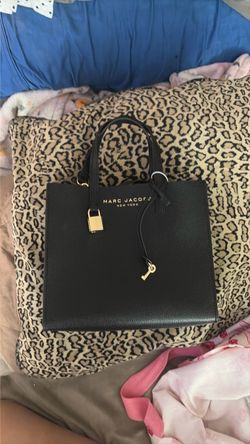 Black Marc Jacob’s bag