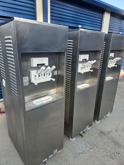 Soft serve ice cream/ Gelato machine (price for each)