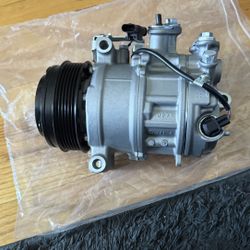 Mercedes AC Compressor  DB07 