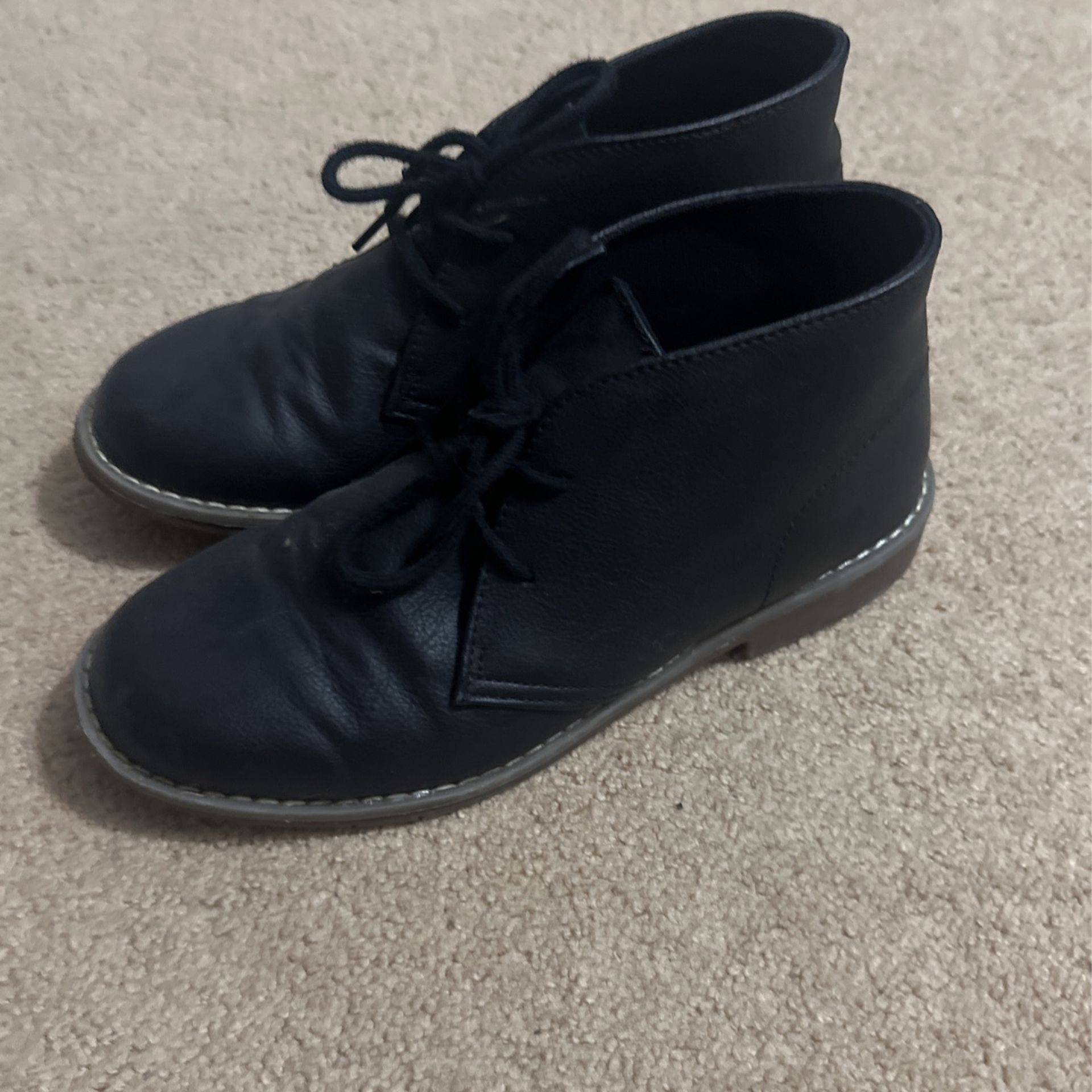Boys Casual Boots Size 5