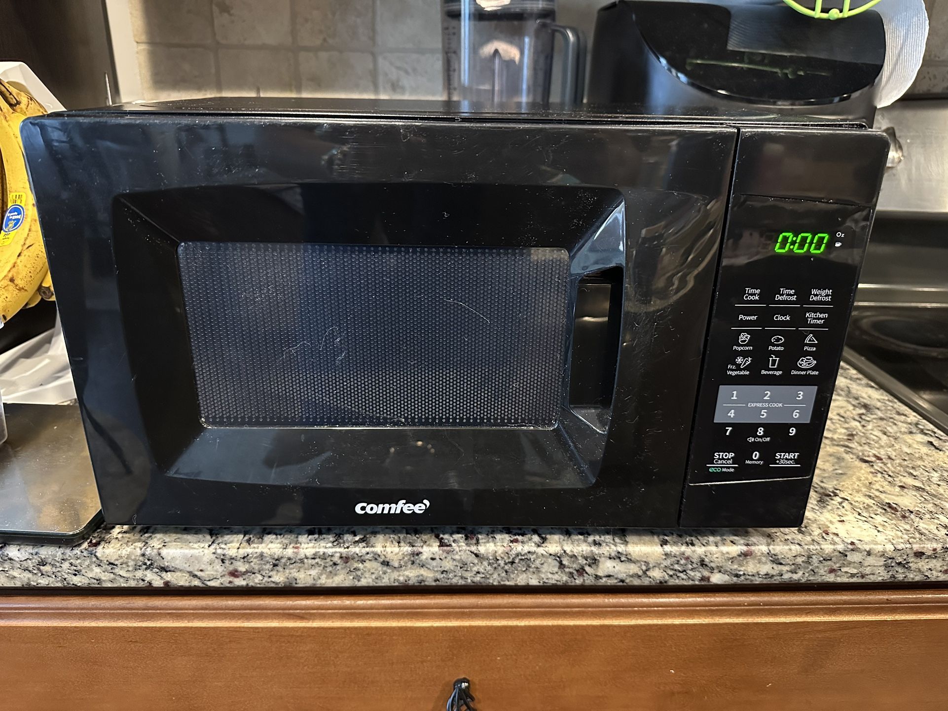 Comfee Countertop Microwave
