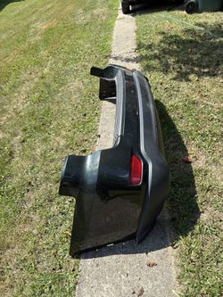 16 Jeep Grand Cherokee Rear Bumper ( Green Color)