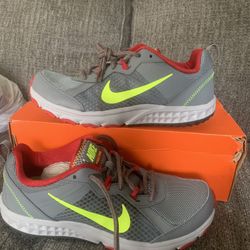 Brand New Nike Hiking/Running Shoes  New  In Box  Never Worn 