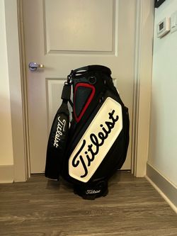 Titleist Tour Staff Bag