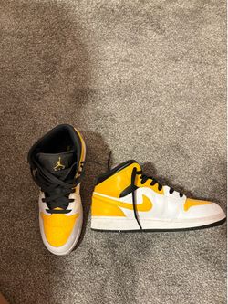 Jordan 1 Mid