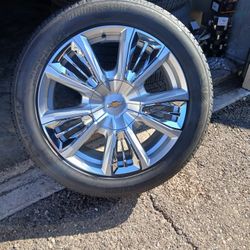 2025 NEW OEM ORIGINAL TAKEOFFS CHEVY SILVERADO HIGH COUNTRY 22 INCH HAVE TPMS TIRES BRIDGESTONE 99.99 % $ 1995 