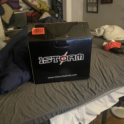 1 Storm Helmet 