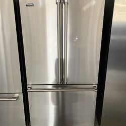 Viking Stainless Steel French Door Refrigerator GT