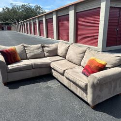 Comfy Nice Beige Sectional Couch🔥🔥