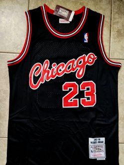Mitchell & Ness Michael Jordan Chicago Bulls Jersey