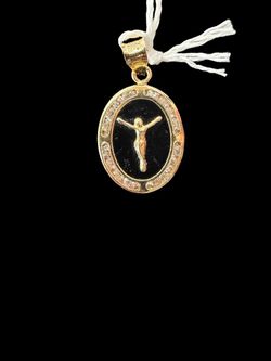 Religious pendant
