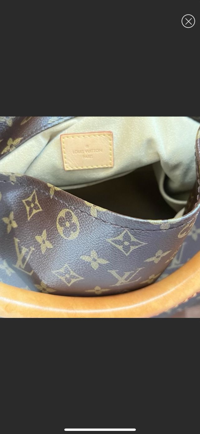 FOR SALE* Louis Vuitton Artsy MM Discontinued Style Authentic for Sale in  Temecula, CA - OfferUp