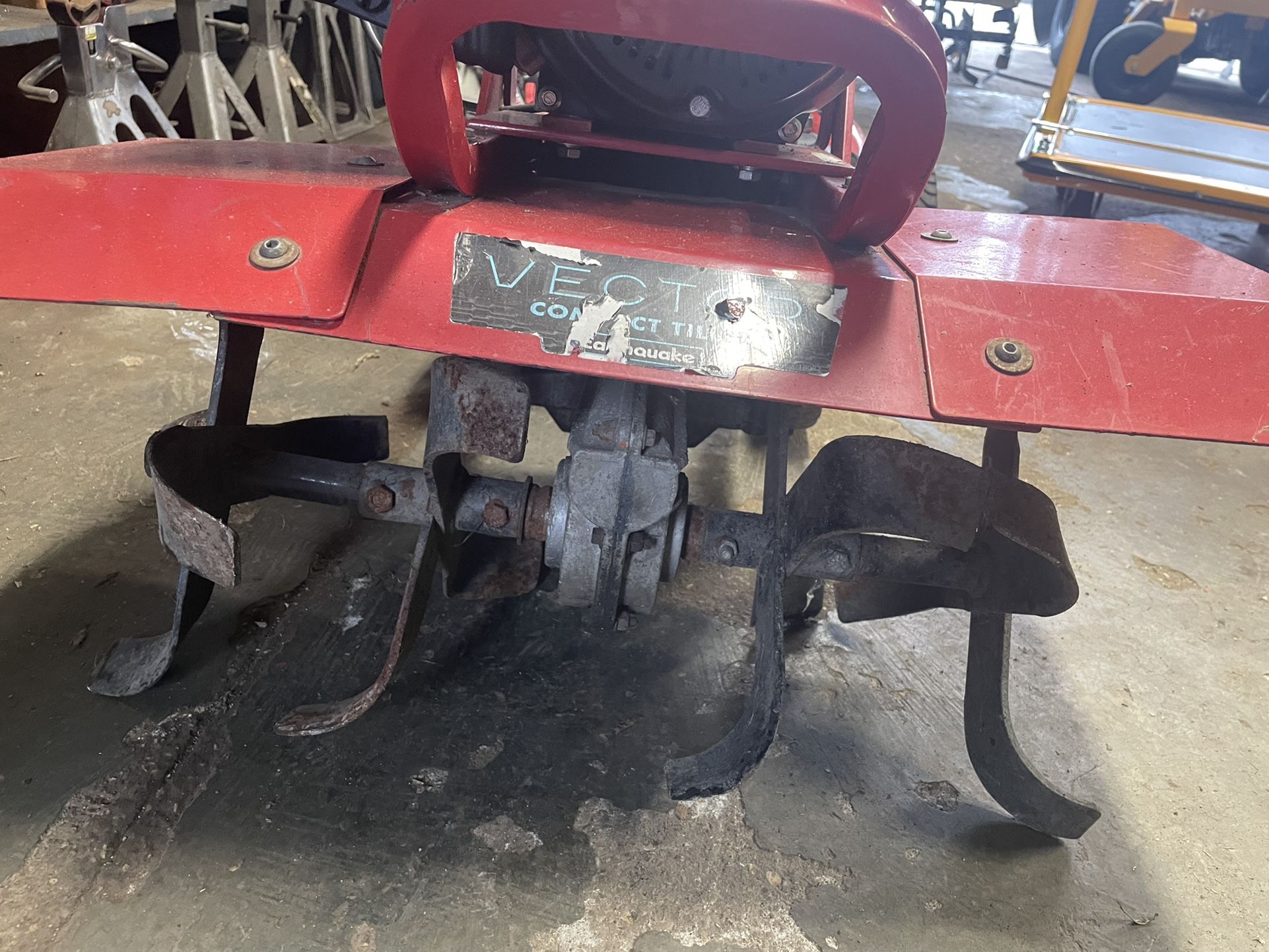 Earthquake Tiller 
