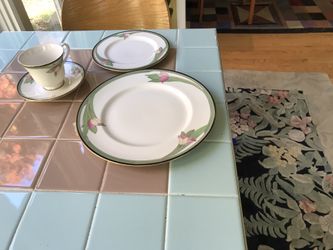 Royal Doulton Awakening -new