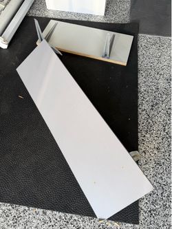 Set of 2 Gray Wall Shelves with Brackets