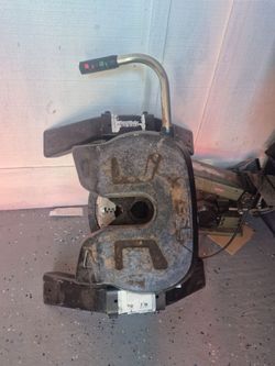 5th wheel hitch