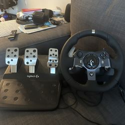 Logitch G920 Steering Wheel And Pedals