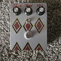 HipKitty Oxblood Distortion Pedal - MINT