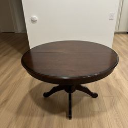 Dining Table – Round + Extendable
