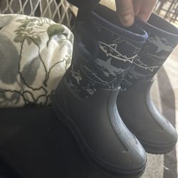 Rain  Boots Size 10 Kids