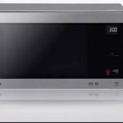 BRAND NEW 1200W LG Microwave 