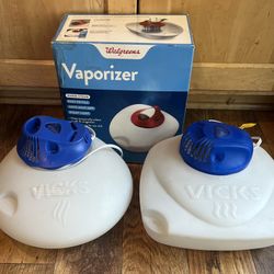Set of 2 Vicks Warm Steam Vaporizers 1.5 Gallon
