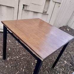 Heavy Duty Wooden Dining Table With 4 Metal Legs 