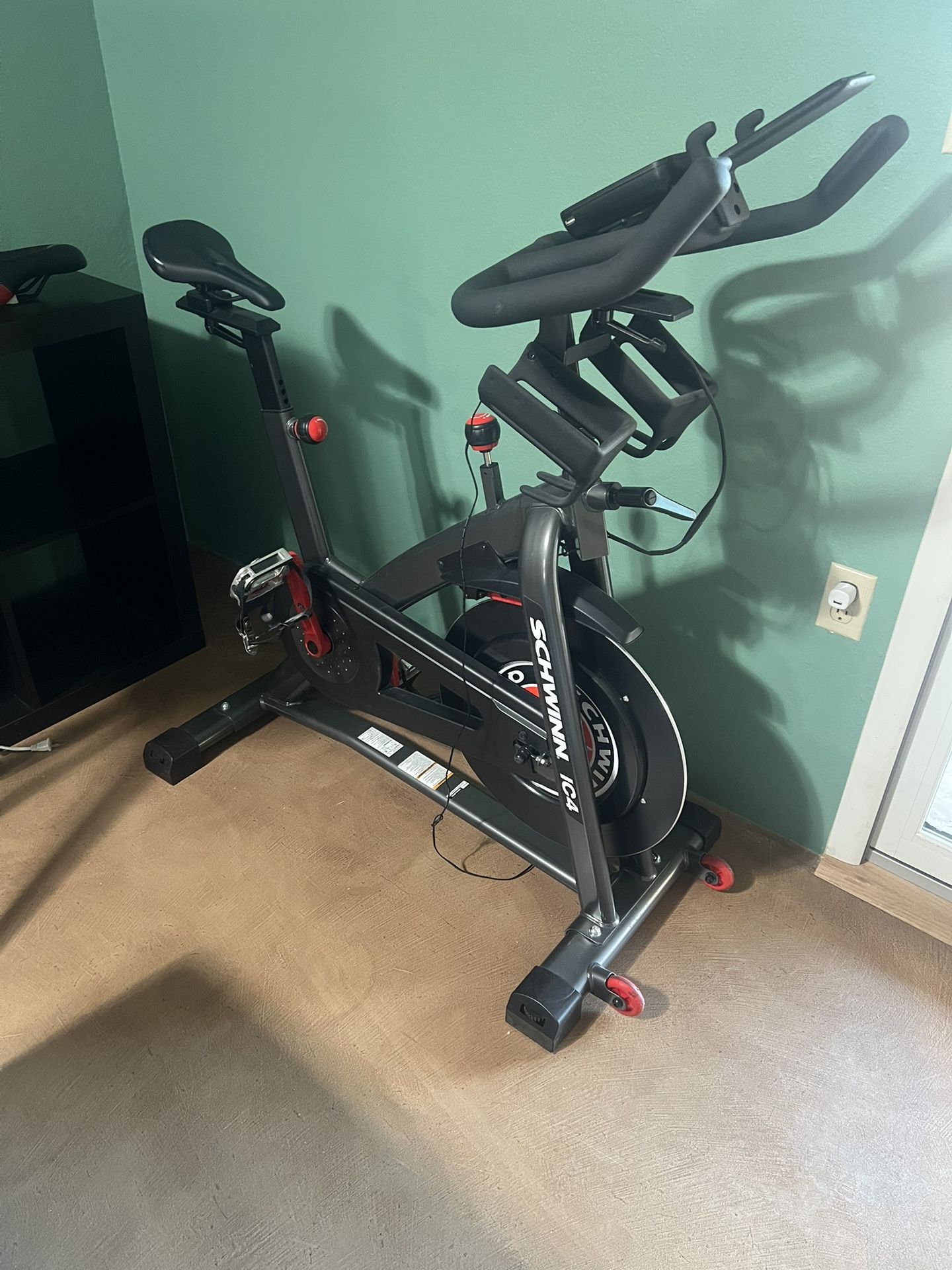Schwinn IC4 Exercise Bike - $300 OBO - Great Condition