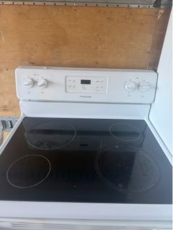 Frigidaire glass top stove