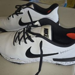 Brand New Nike Air Huarache - Worn Once - 12.5