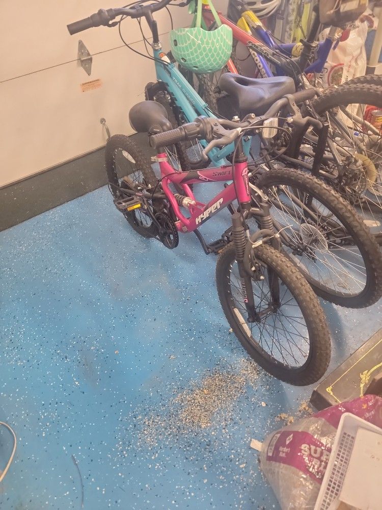 Girls Bike Good Condition