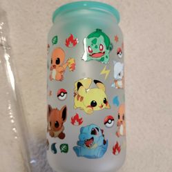 Pokemon Glass Tumbler & Straw
