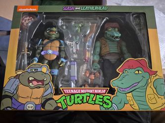 NECA TMNT Teenage Mutant Ninja Turtles & Slash Leatherhead 2 Pk Action Figures